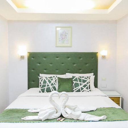 Pacific Bay Grand Suites Manila Exterior photo