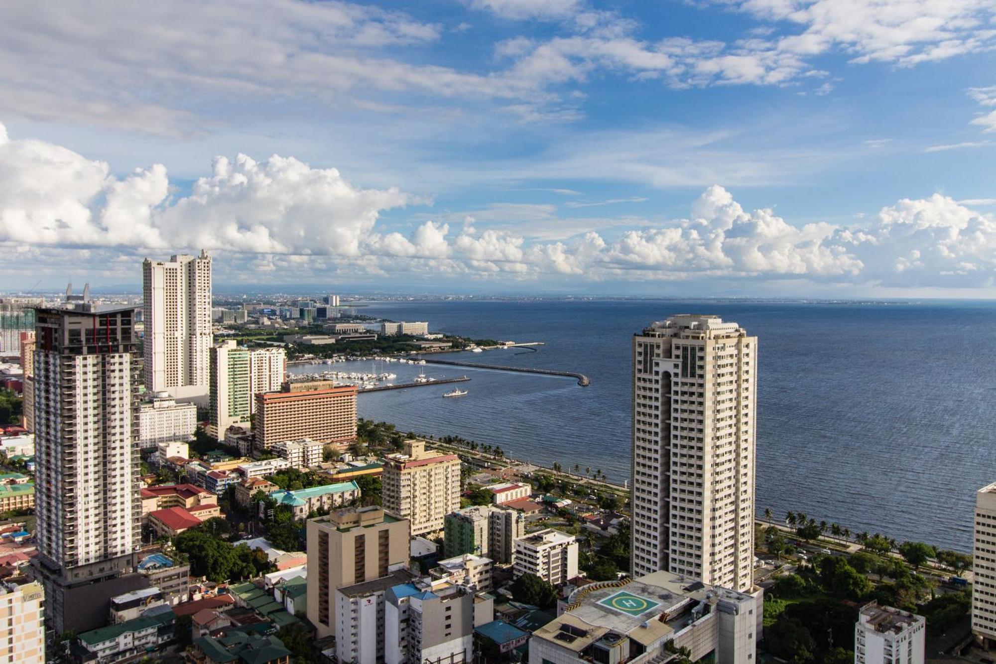 Pacific Bay Grand Suites Manila Exterior photo